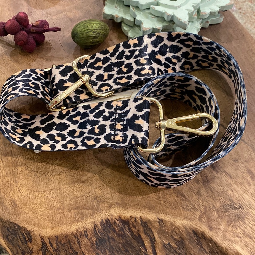 Leopard Crossbody Guitar Strap
